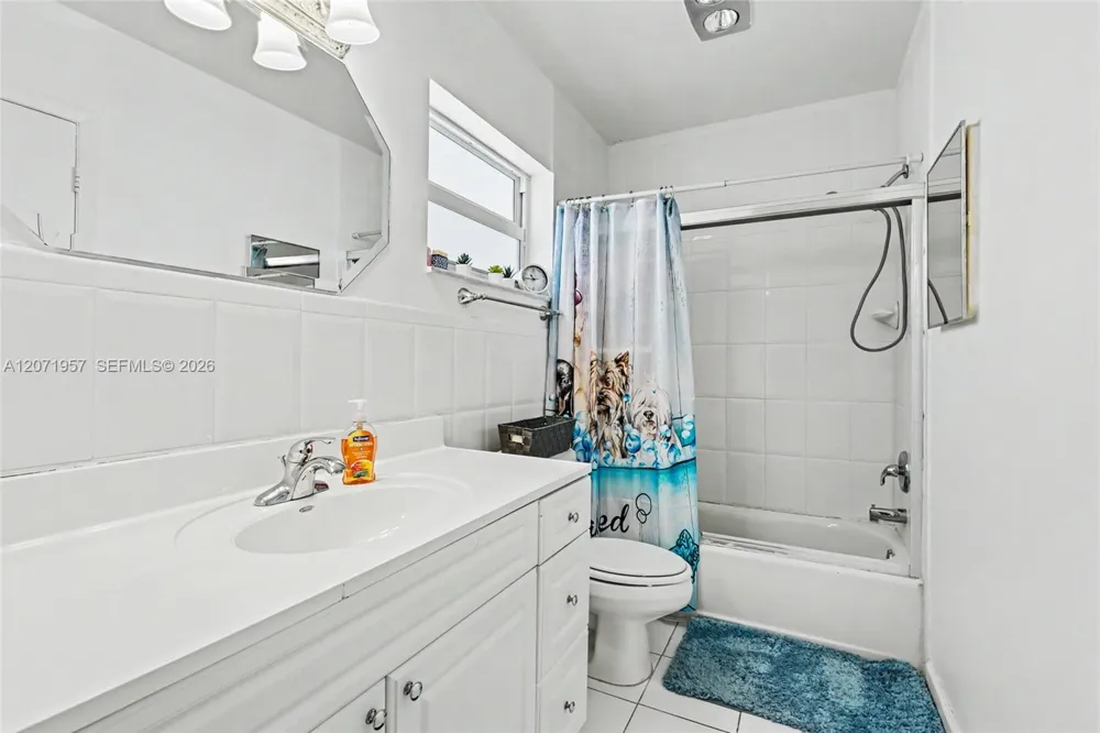 2223 Park Ln #314 Hollywood, FL 33021