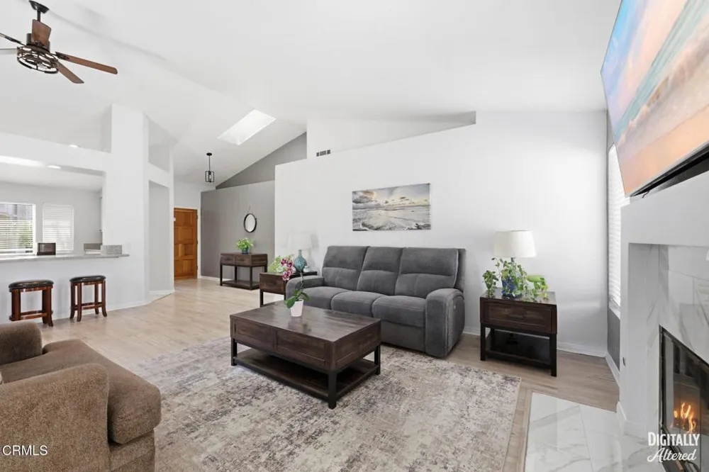 125 Via Solana Santa Paula, CA 93060