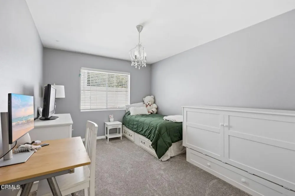 125 Via Solana Santa Paula, CA 93060