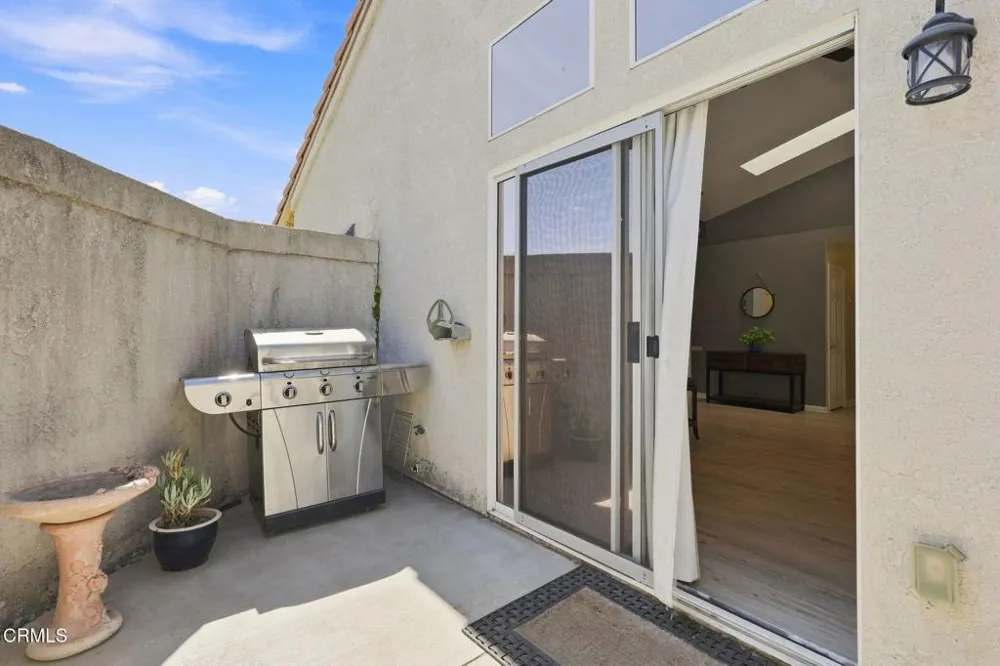 125 Via Solana Santa Paula, CA 93060