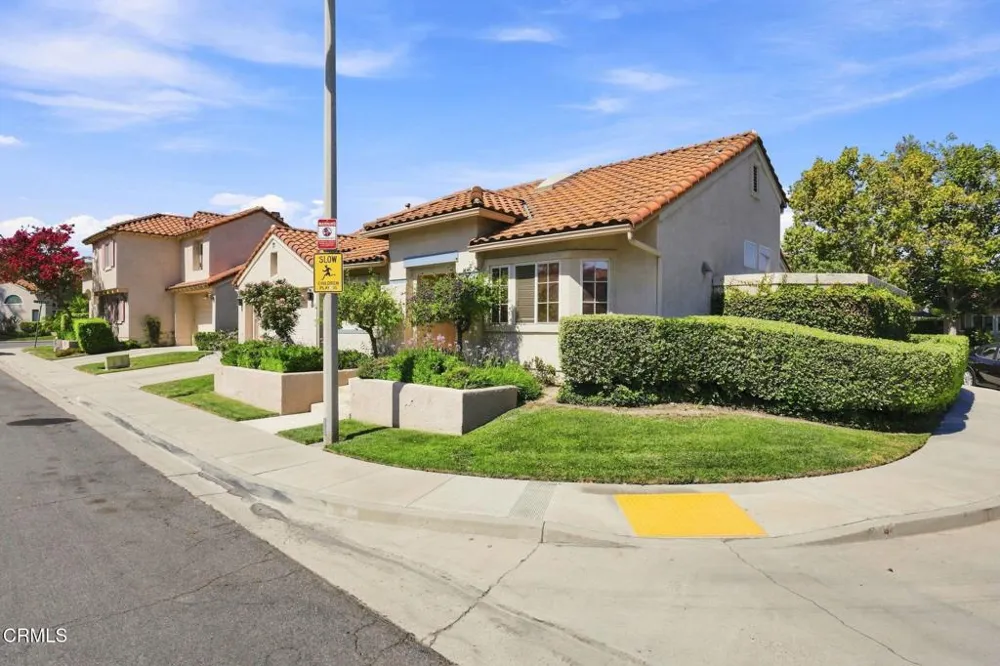 125 Via Solana Santa Paula, CA 93060