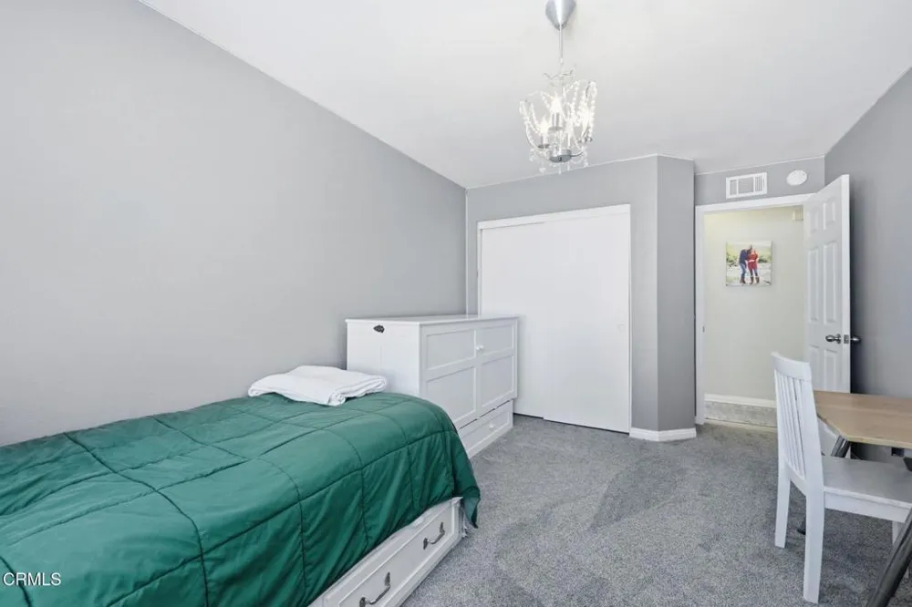 125 Via Solana Santa Paula, CA 93060