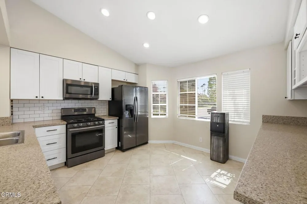 125 Via Solana Santa Paula, CA 93060