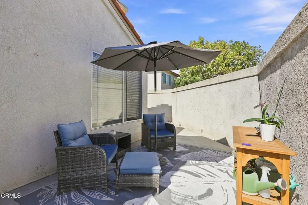 125 Via Solana Santa Paula, CA 93060