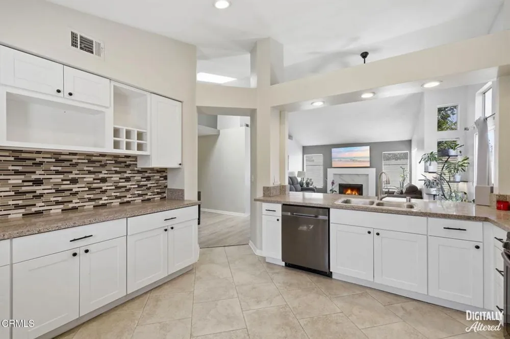 125 Via Solana Santa Paula, CA 93060
