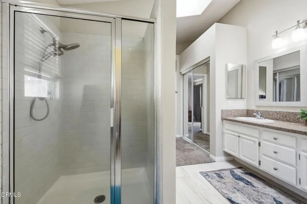 125 Via Solana Santa Paula, CA 93060