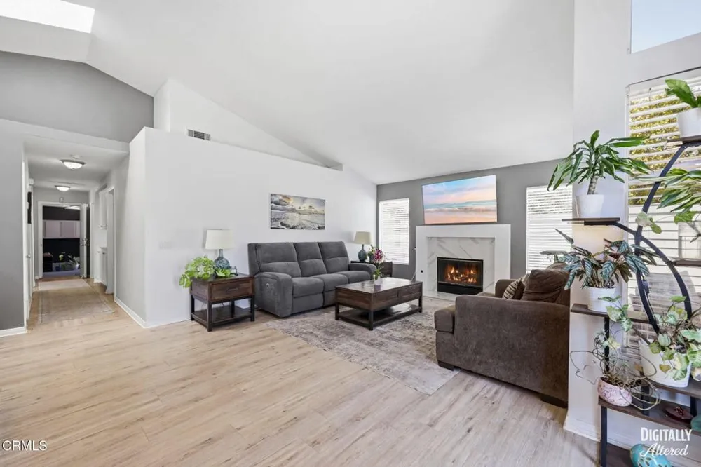 125 Via Solana Santa Paula, CA 93060