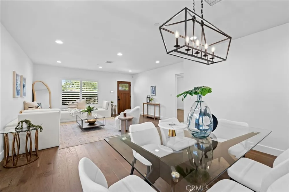827 Lamer Burbank, CA 91506