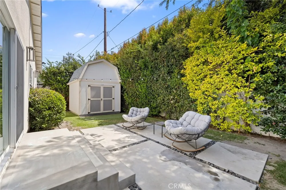 827 Lamer Burbank, CA 91506