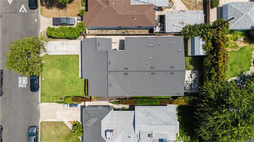 827 Lamer Burbank, CA 91506