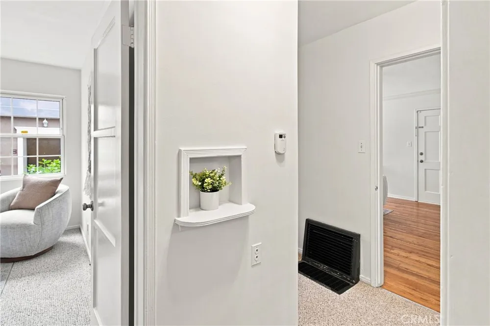 15034 Dickens Street #4 Sherman Oaks, CA 91403
