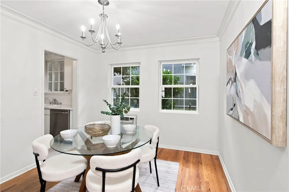 15034 Dickens Street #4 Sherman Oaks, CA 91403