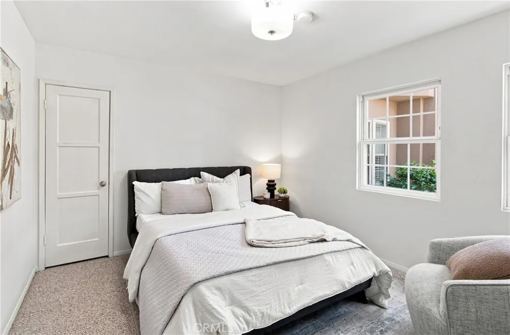 15034 Dickens Street #4 Sherman Oaks, CA 91403