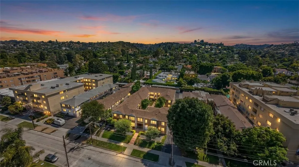 15034 Dickens Street #4 Sherman Oaks, CA 91403