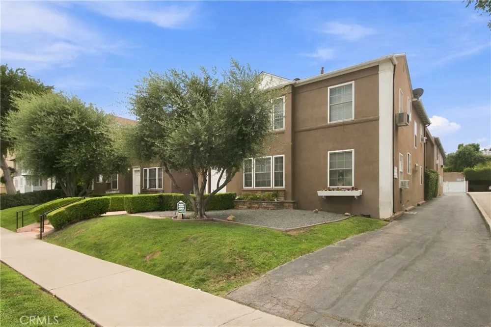 15034 Dickens Street #4 Sherman Oaks, CA 91403