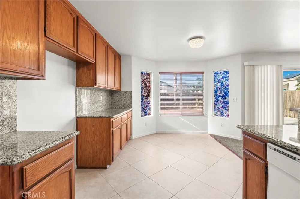6200 Trinidad Court Bakersfield, CA 93313