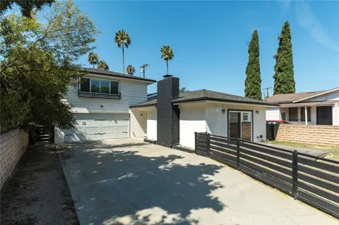 3338 Perlita Avenue