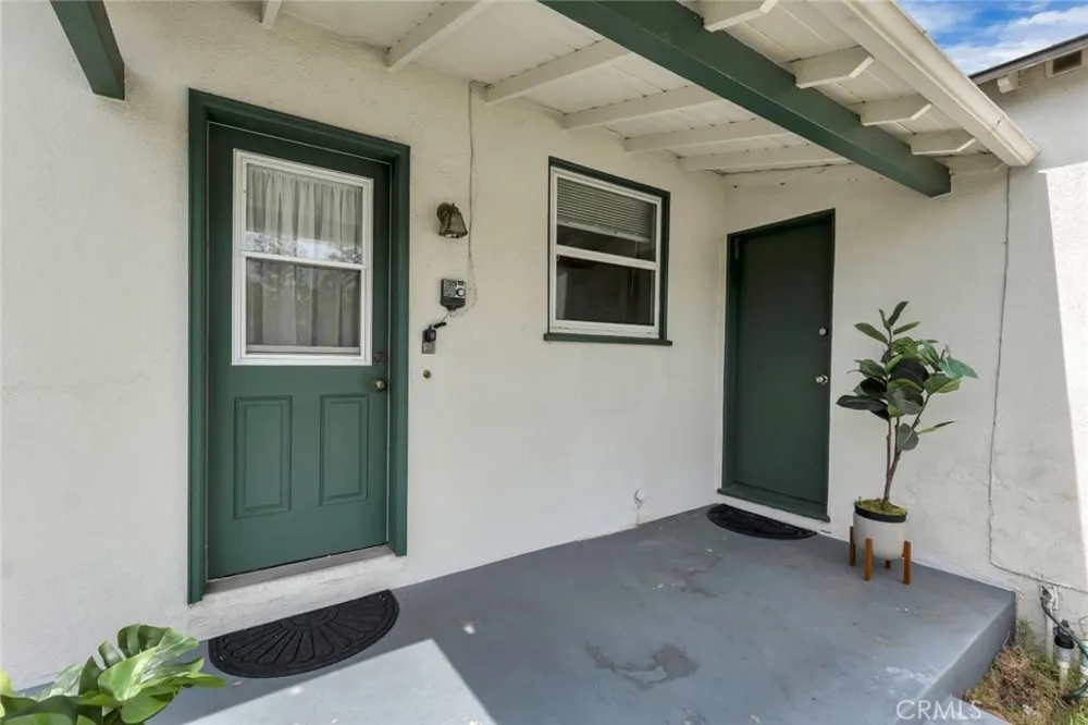 400 University Avenue Burbank, CA 91504