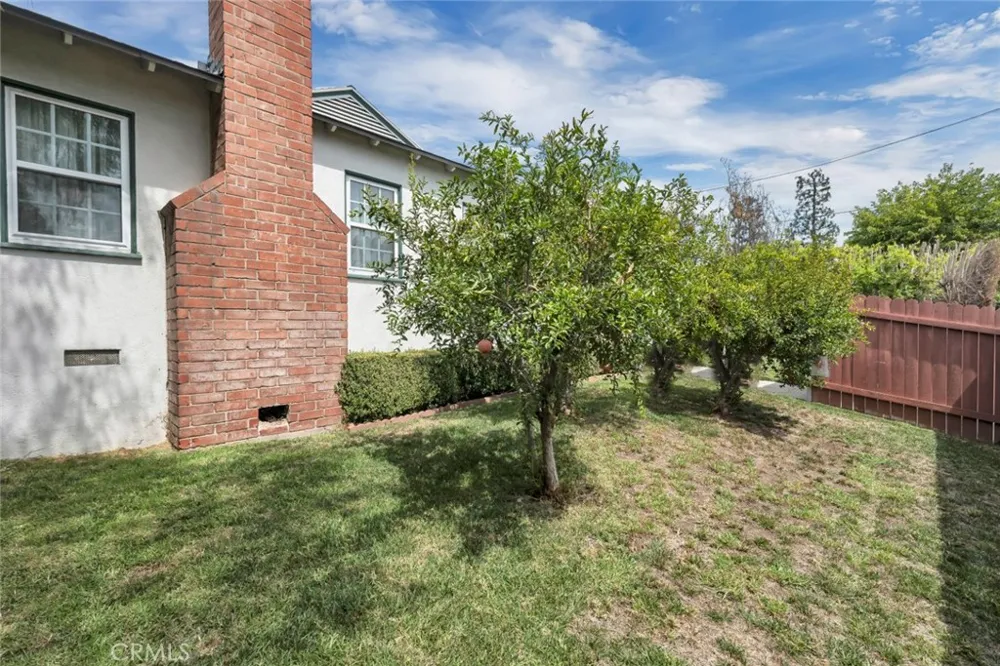 400 University Avenue Burbank, CA 91504