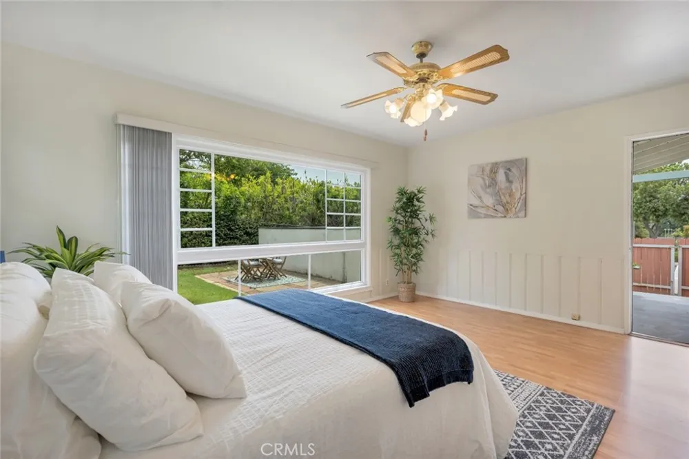 400 University Avenue Burbank, CA 91504