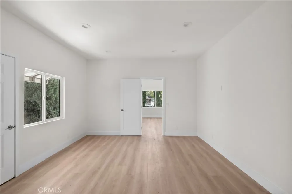 1530 Mariposa Hollywood, CA 90027