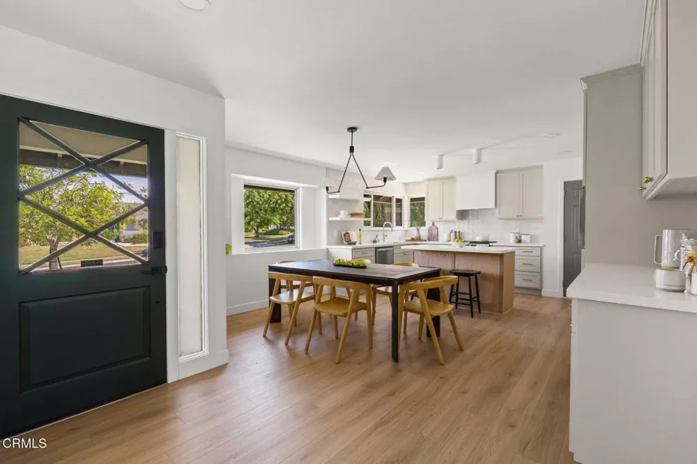 2219 Goldsmith Avenue Thousand Oaks, CA 91360