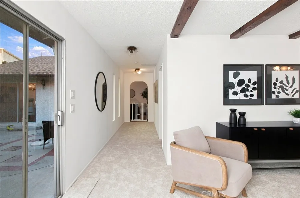 1818 Hilton Drive Burbank, CA 91504