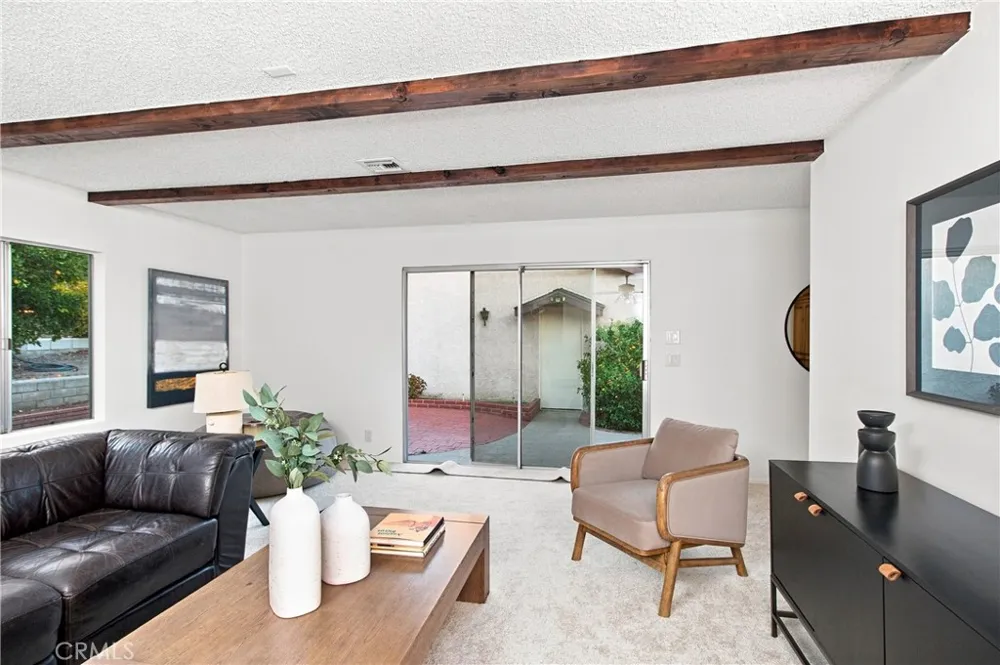 1818 Hilton Drive Burbank, CA 91504