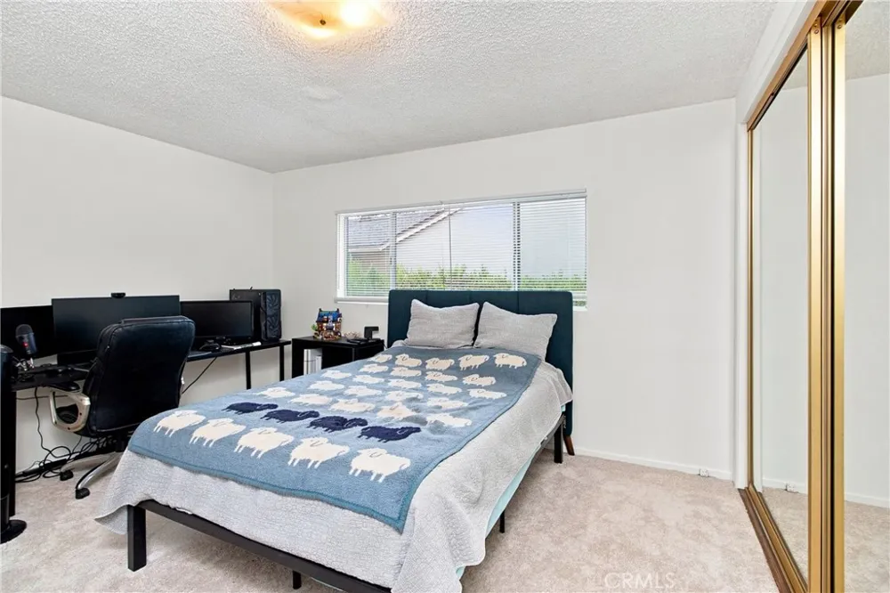 1818 Hilton Drive Burbank, CA 91504