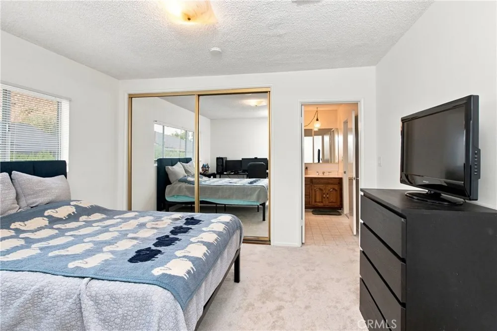 1818 Hilton Drive Burbank, CA 91504