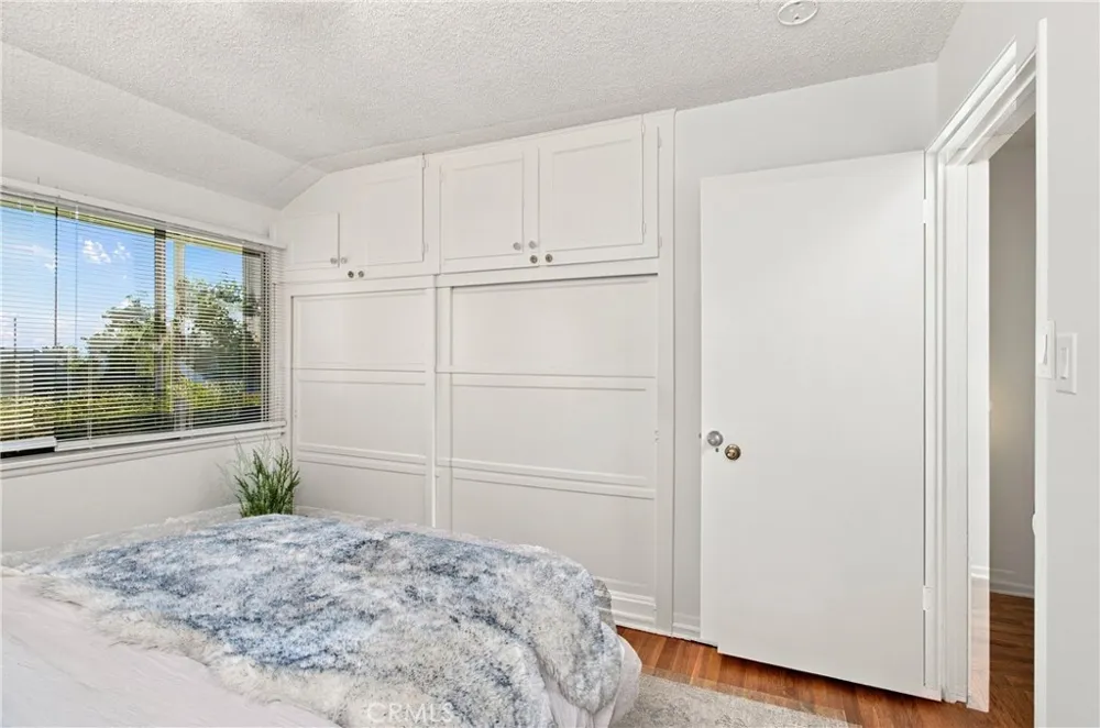 1818 Hilton Drive Burbank, CA 91504