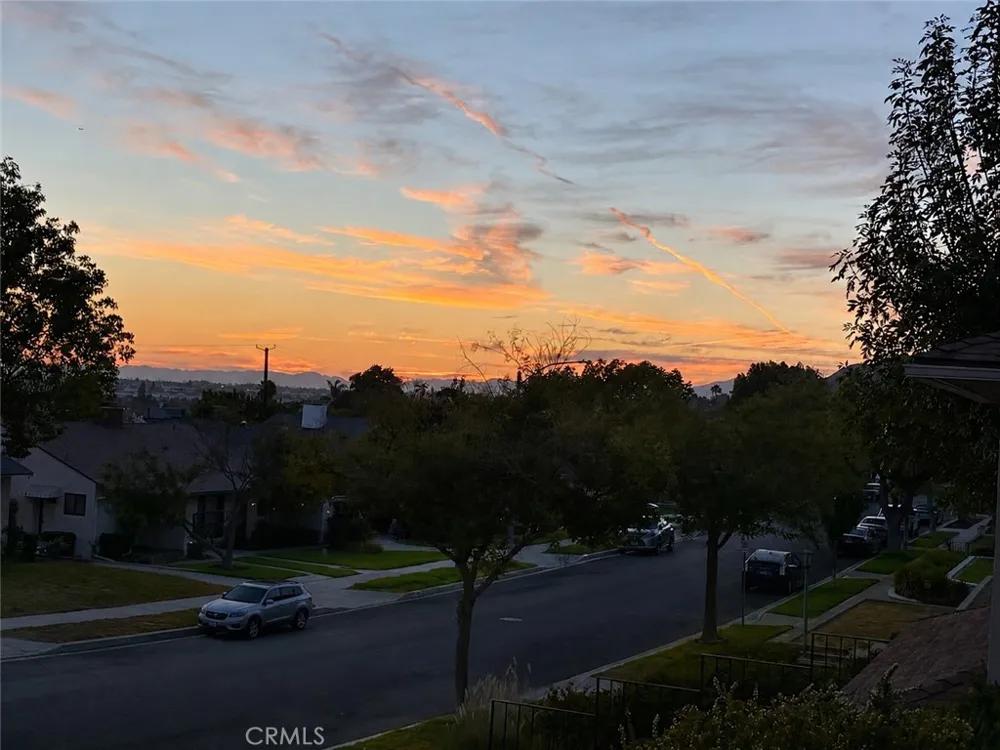 1818 Hilton Drive Burbank, CA 91504