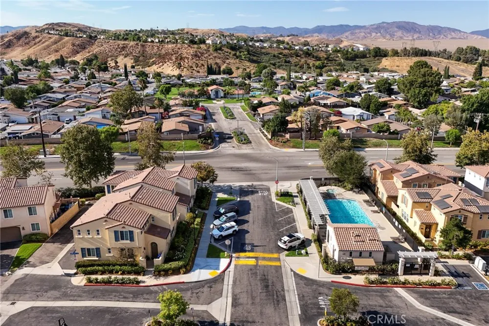 31770 Paseo Bonito Castaic, CA 91384
