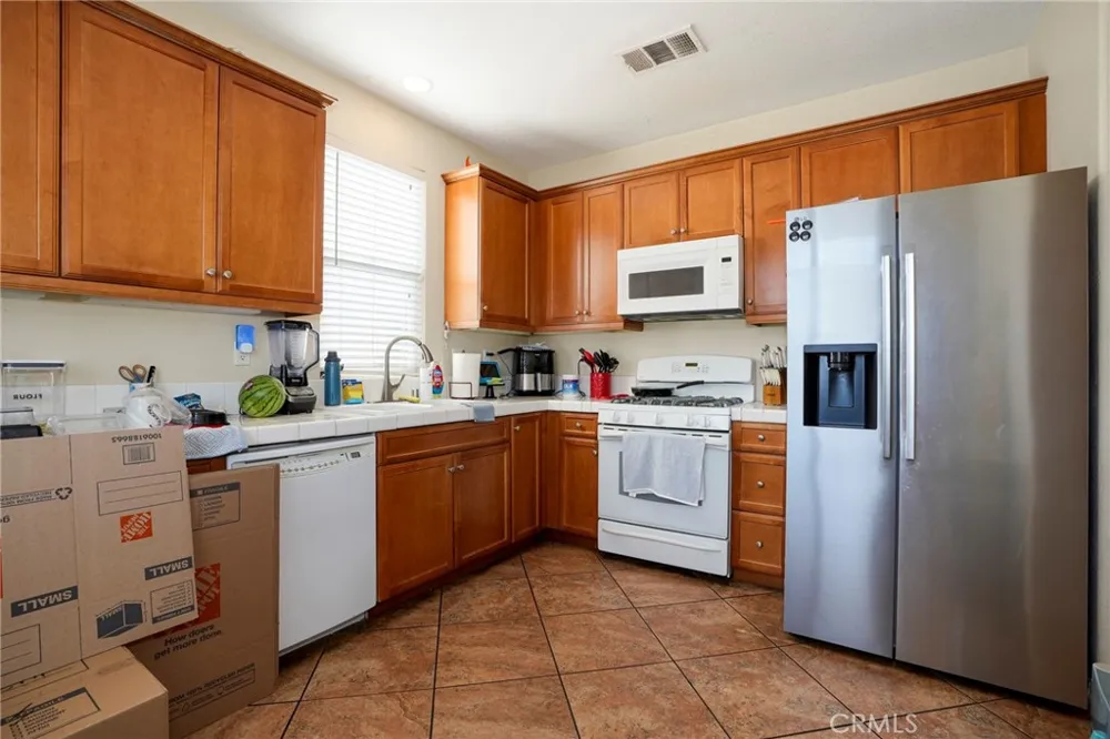 31770 Paseo Bonito Castaic, CA 91384