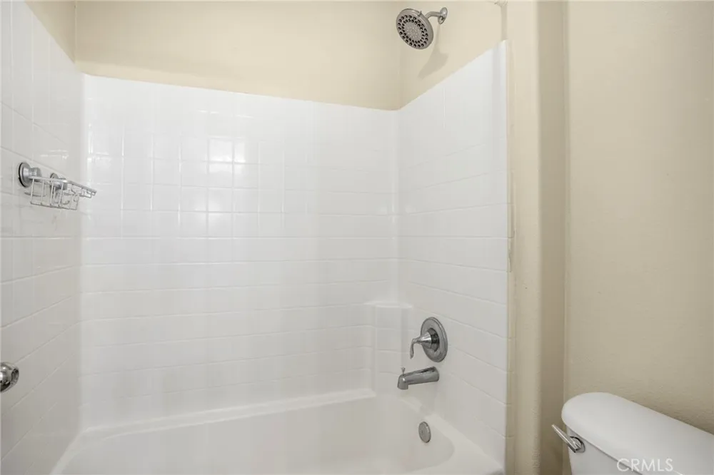 31770 Paseo Bonito Castaic, CA 91384