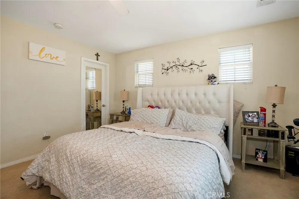 31770 Paseo Bonito Castaic, CA 91384