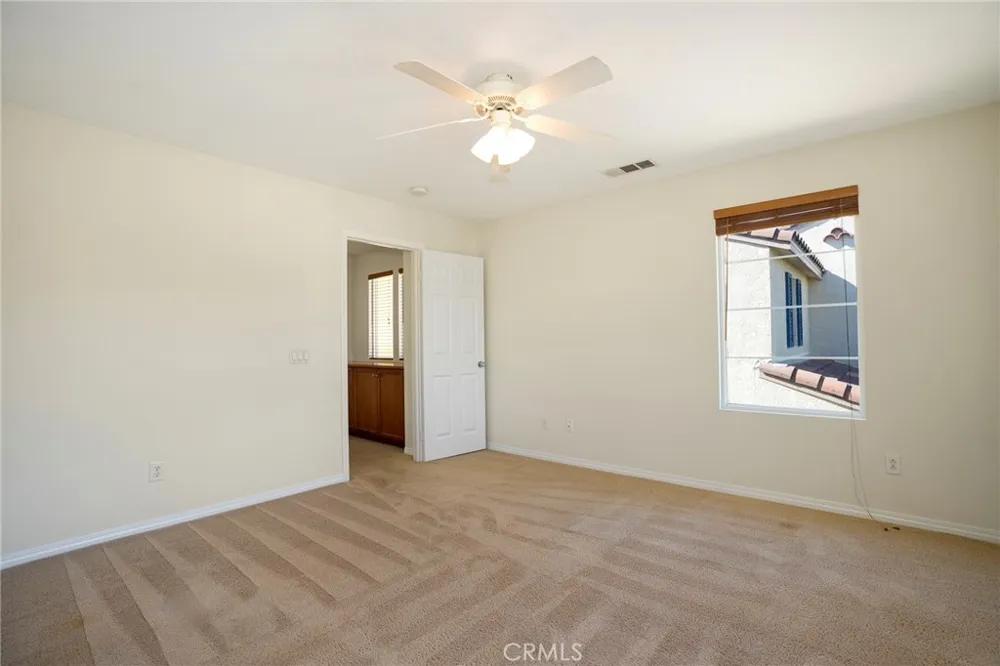 31770 Paseo Bonito Castaic, CA 91384