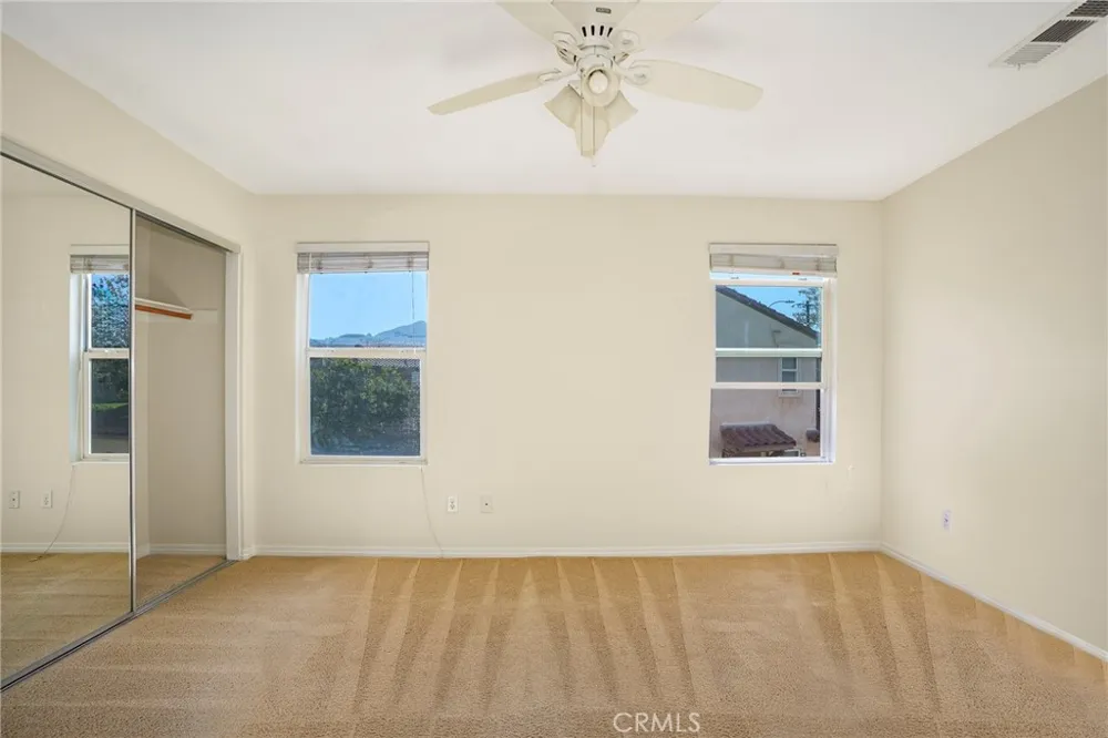 31770 Paseo Bonito Castaic, CA 91384