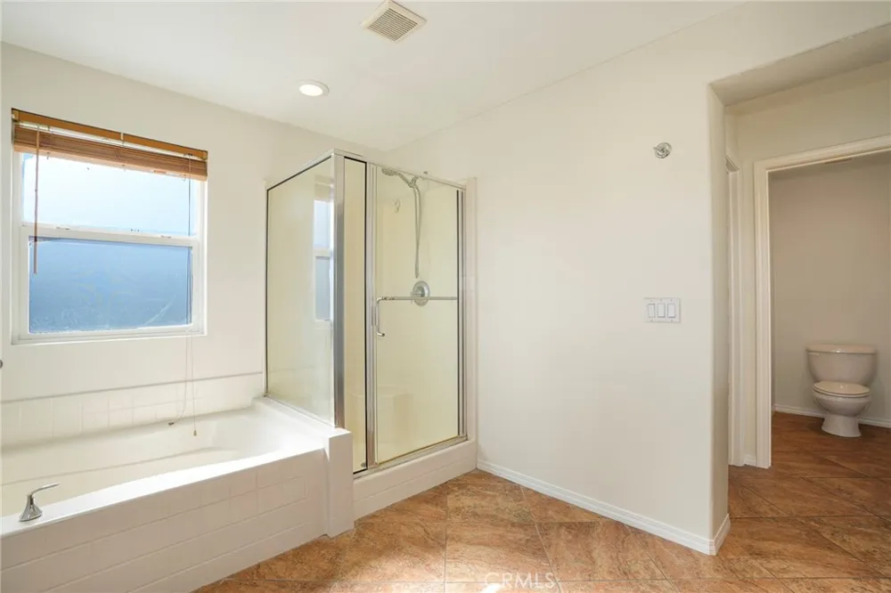31770 Paseo Bonito Castaic, CA 91384