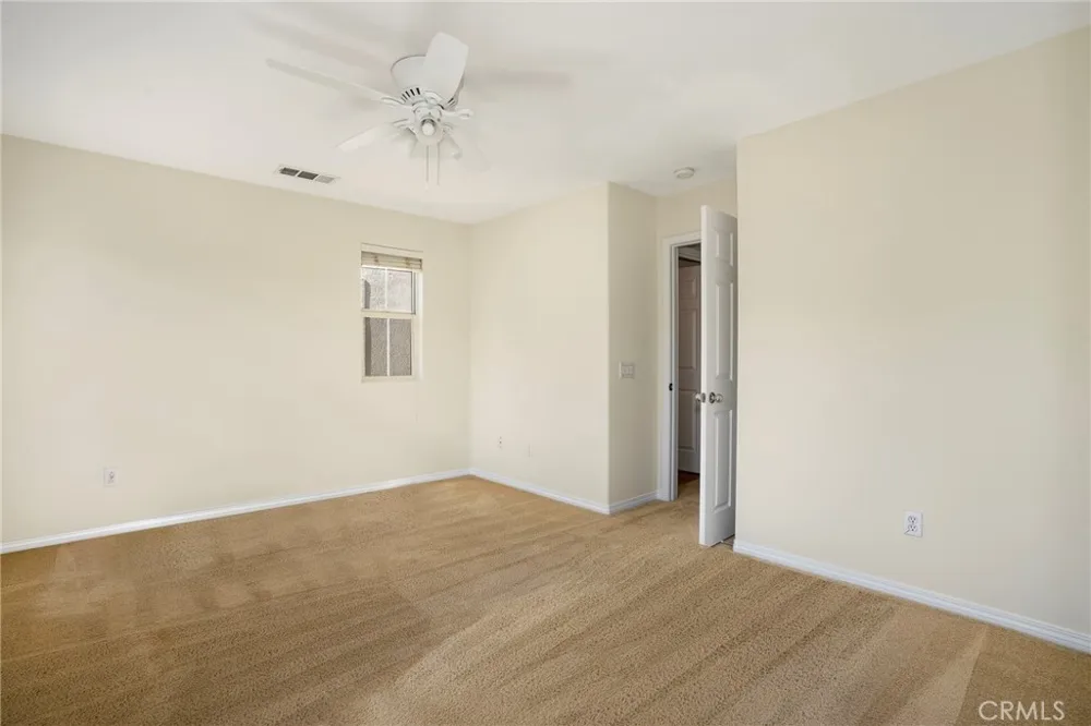 31770 Paseo Bonito Castaic, CA 91384