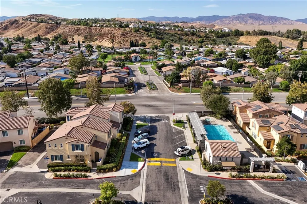 31770 Paseo Bonito Castaic, CA 91384