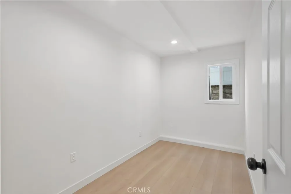 6221 Mammoth Valley Glen, CA 91401