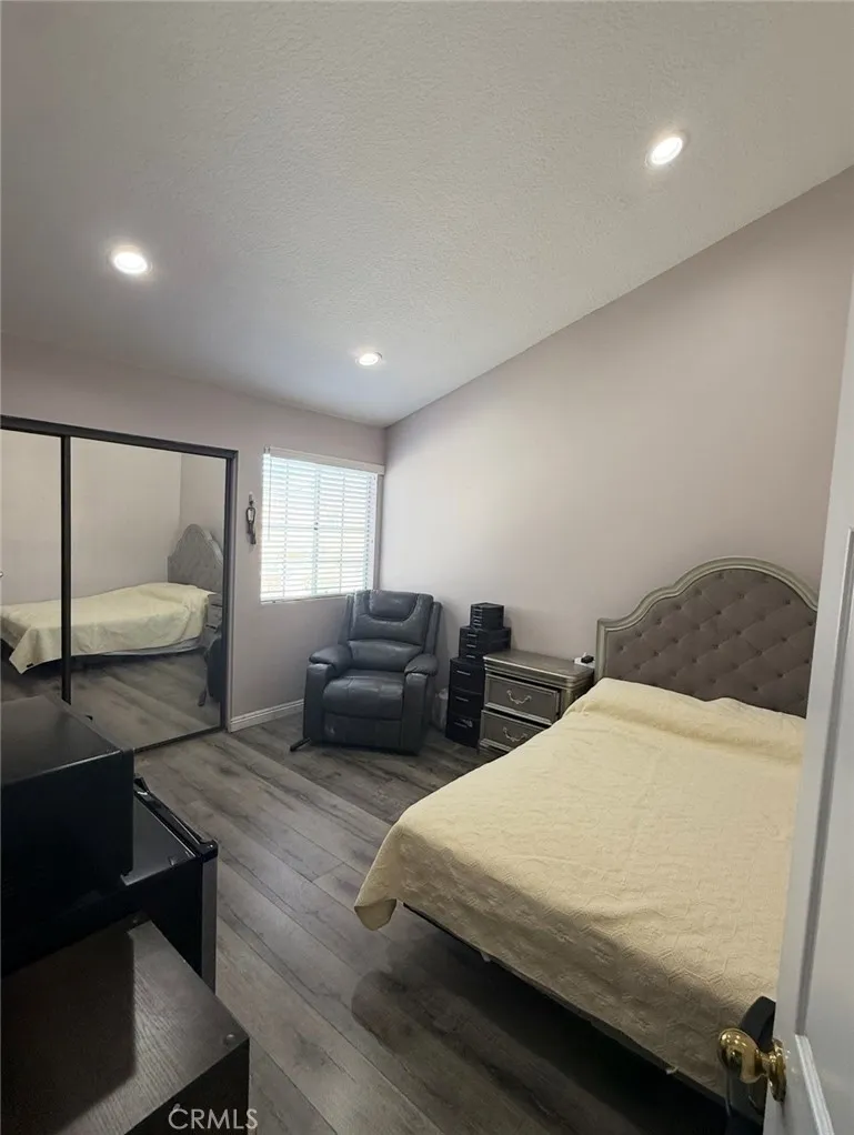 19928 Chase Street #23 Winnetka, CA 91306