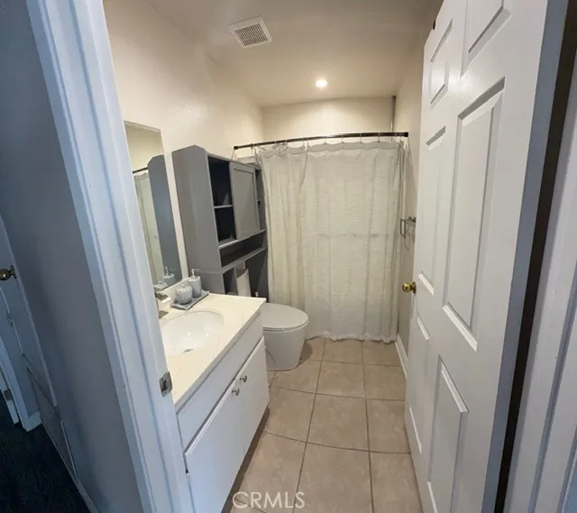 19928 Chase Street #23 Winnetka, CA 91306