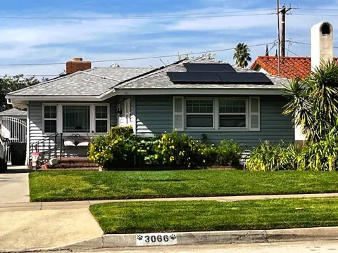 3066 D STREET