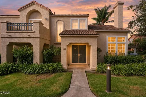 1307 Oyster Place #117