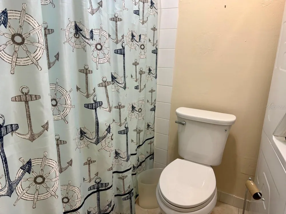 105 47TH AVENUE DRIVE W #374 Bradenton, FL 34207