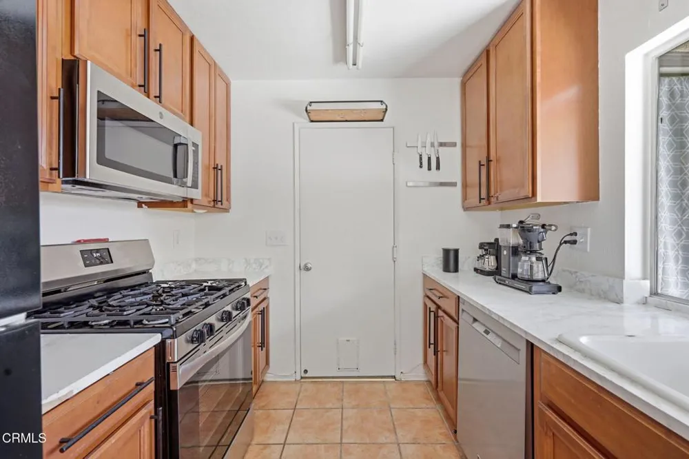 1651 Addax Circle Ventura, CA 93003