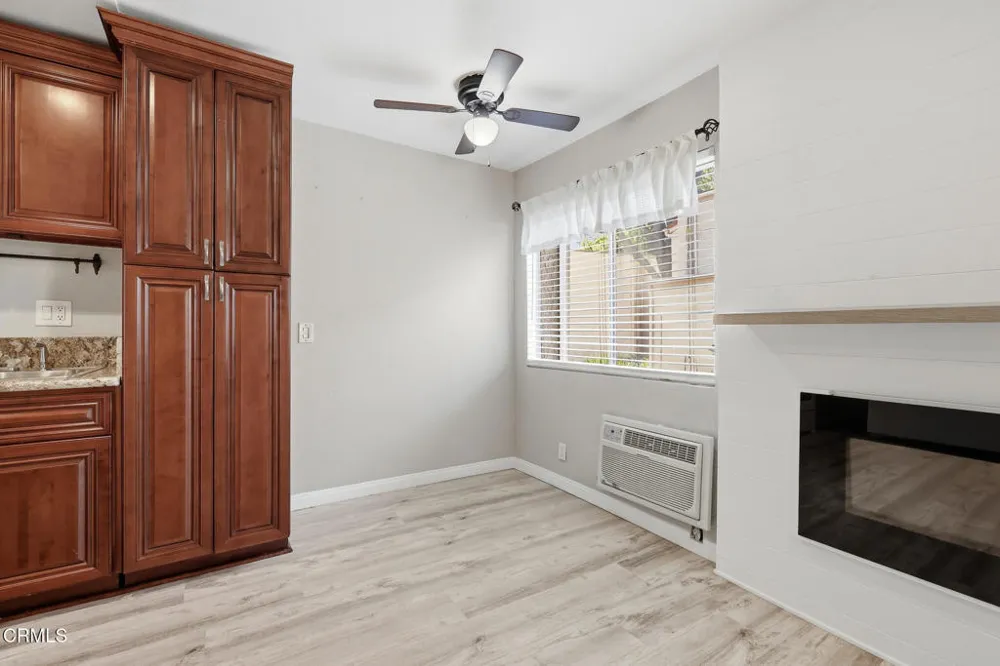 28947 E Thousand Oaks #121 Agoura Hills, CA 91301
