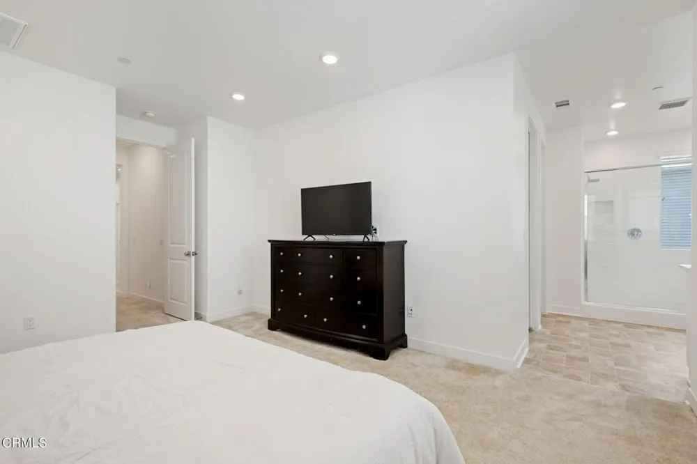 1951 Meyer Court Santa Paula, CA 93060